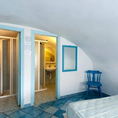 Hostel Ring