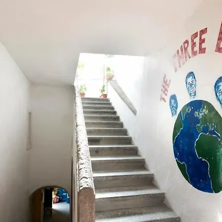 Ring Hostel