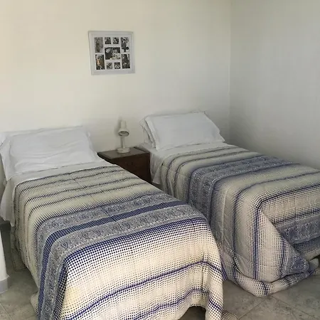 Hostel Ring