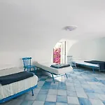 Hostel Ring